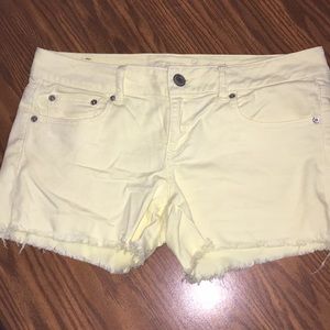 American Eagle yellow shorts